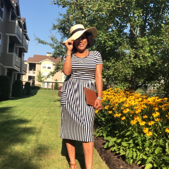 Navy short sleeve round neck striped tunic dress - Picture 3 of 8
